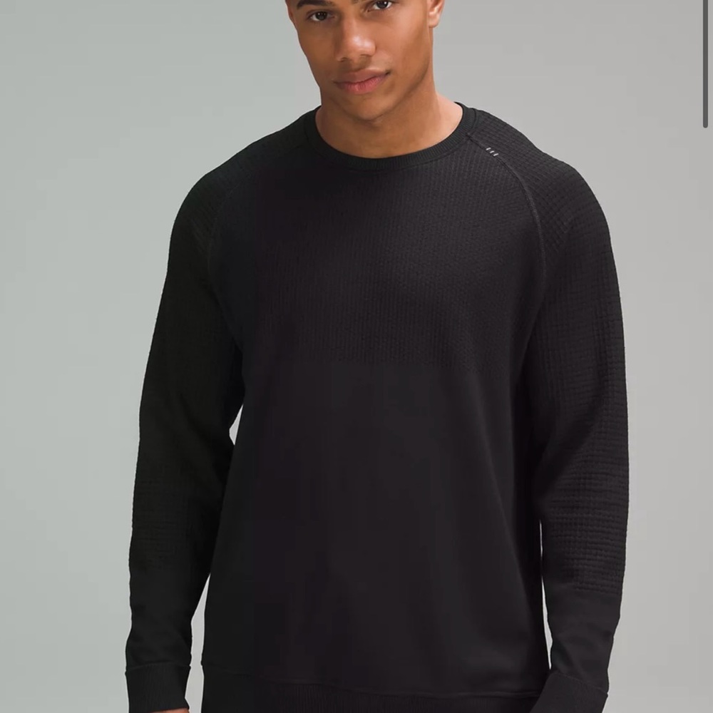 Engineered Warmth Long-Sleeve Crew Black